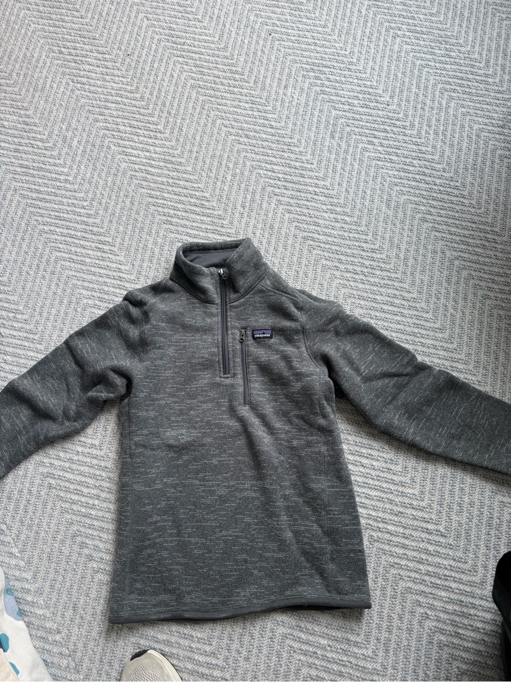 NWOT Boys Patagonia size 12 better Seeater Charcoal quarter Zip Fleece Pullover